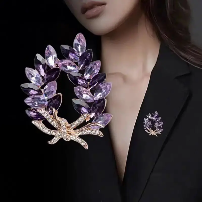 Luxury Purple Accuracy Bohinia Flower Brooch ， For Women Wheat Spike Creamy musk, Brooch ， Jewelry fashion Clothing and Accessories