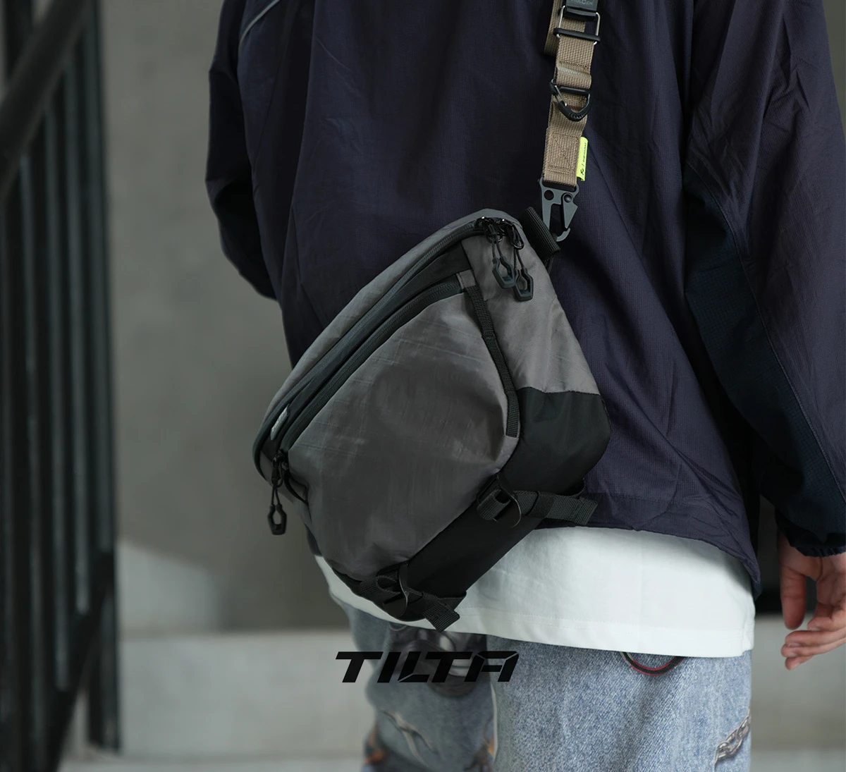 TILTA Carrying Pouch for Khronos Ecosystem Waist Pouch for Flagship Kit Shoulder bag Eco-friendly Photography accessory TK-CP-G view 4