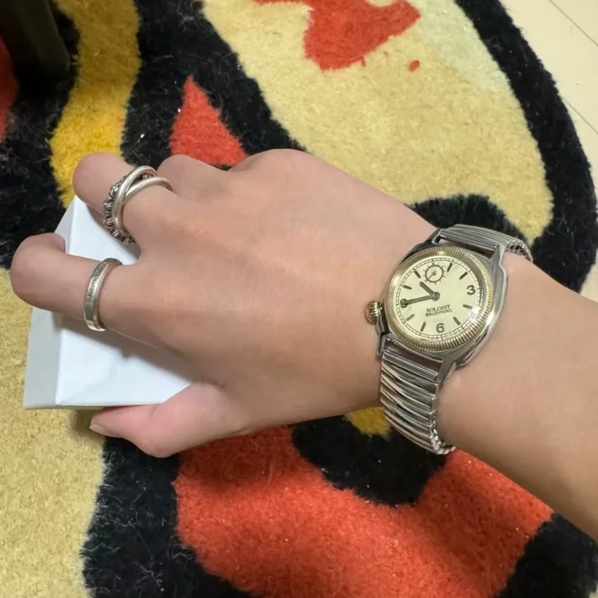 Classic Style Elastic Spring Strap Watch with Large Digital Quartz Watch for Men and Women, Father Mother's Day Gift Watch