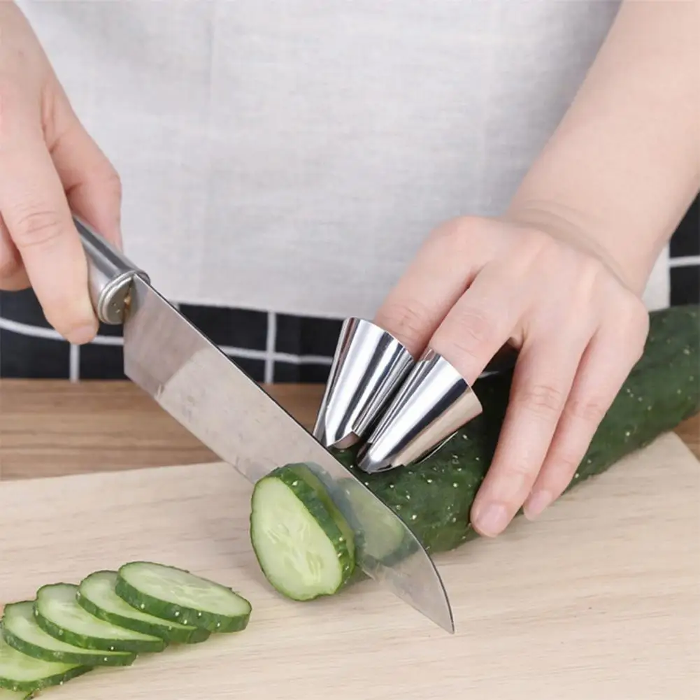 

Stainless Steel Finger Guard Set for Cutting Food Finger Guards Adjustable Design for Finger Protectors Kitchen Essential Tool