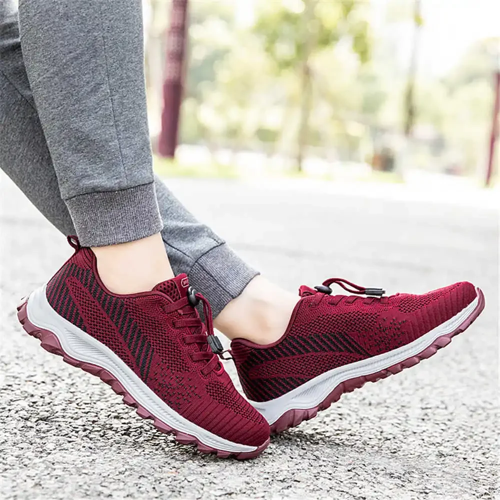 

Весенние фиолетовые женские роскошные туфли на высоком каблуке, женские ботинки на каблуке, брендовая женская обувь, кроссовки, спортивные, новый сезон, новейший тренажерный зал