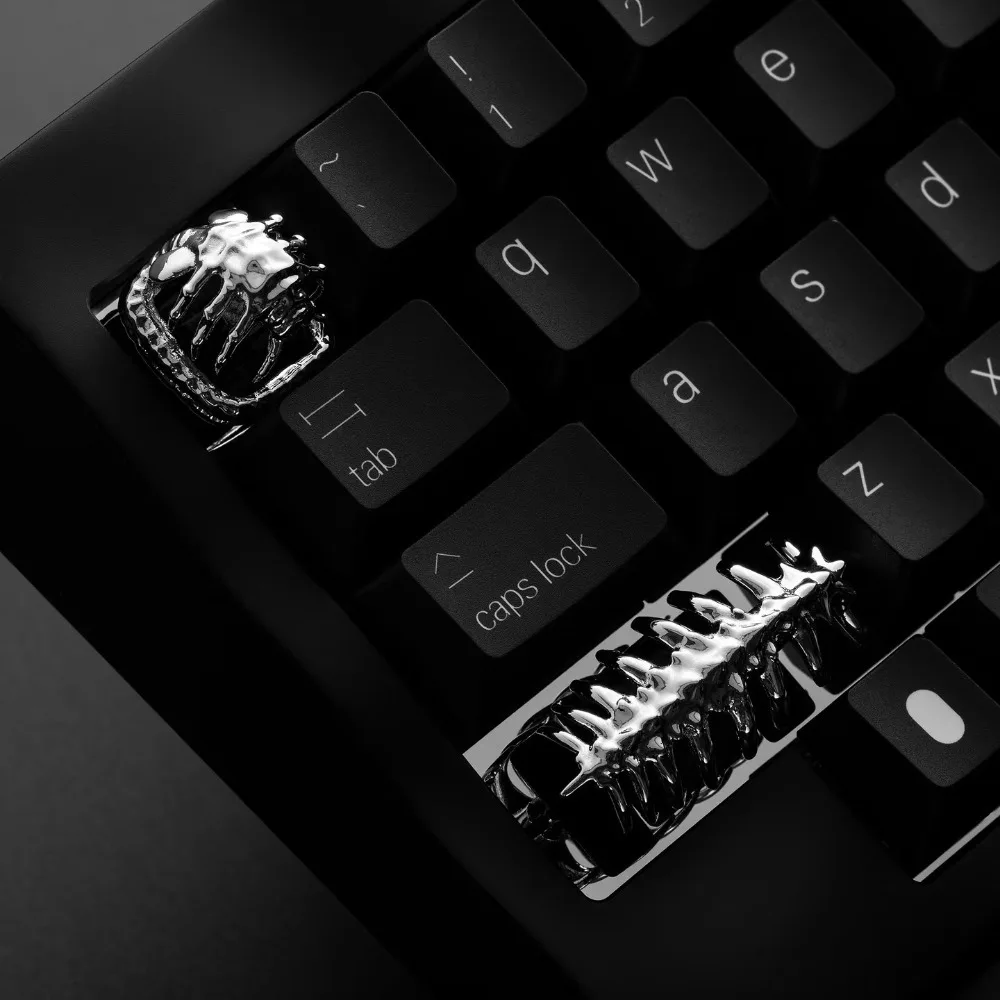 

Alien Creatures Facehugger Artisan Keycap Copper Handmade Custom Personalized Keyboard Cap for Mechanical Keyboard Accessories