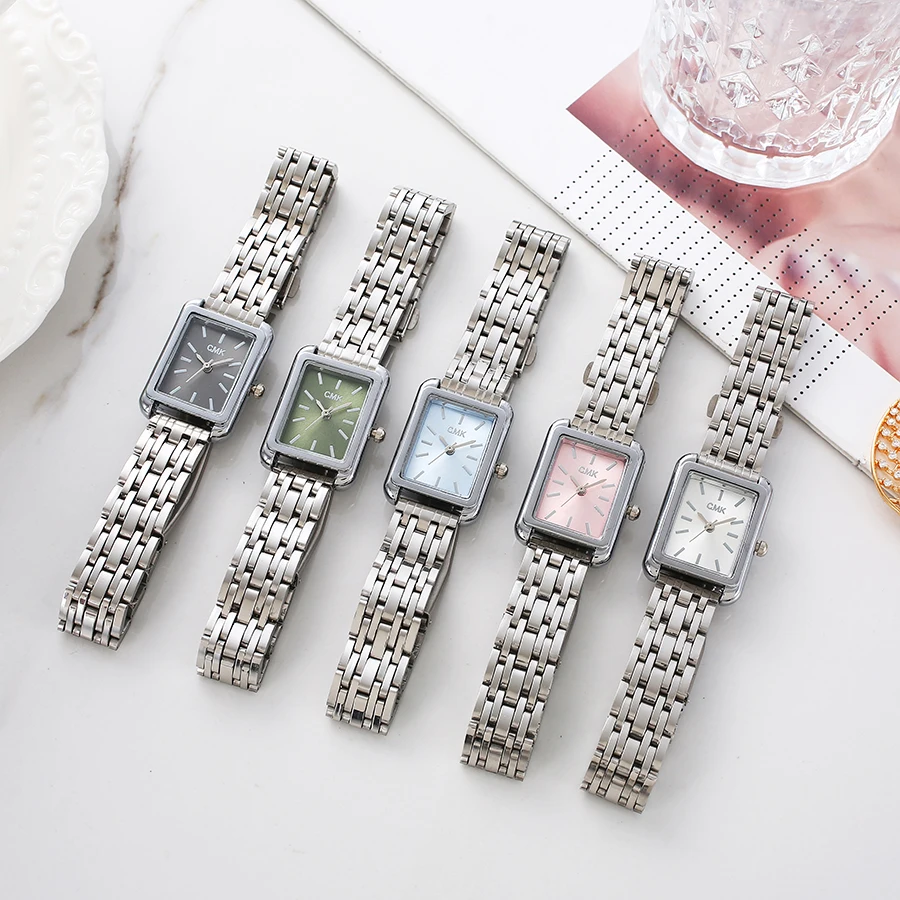 

Fashion Light Luxury Women's Quartz Watch Alloy Steel Band Square Dial, Suitable for Women's Daily Wear, Christmas Gift