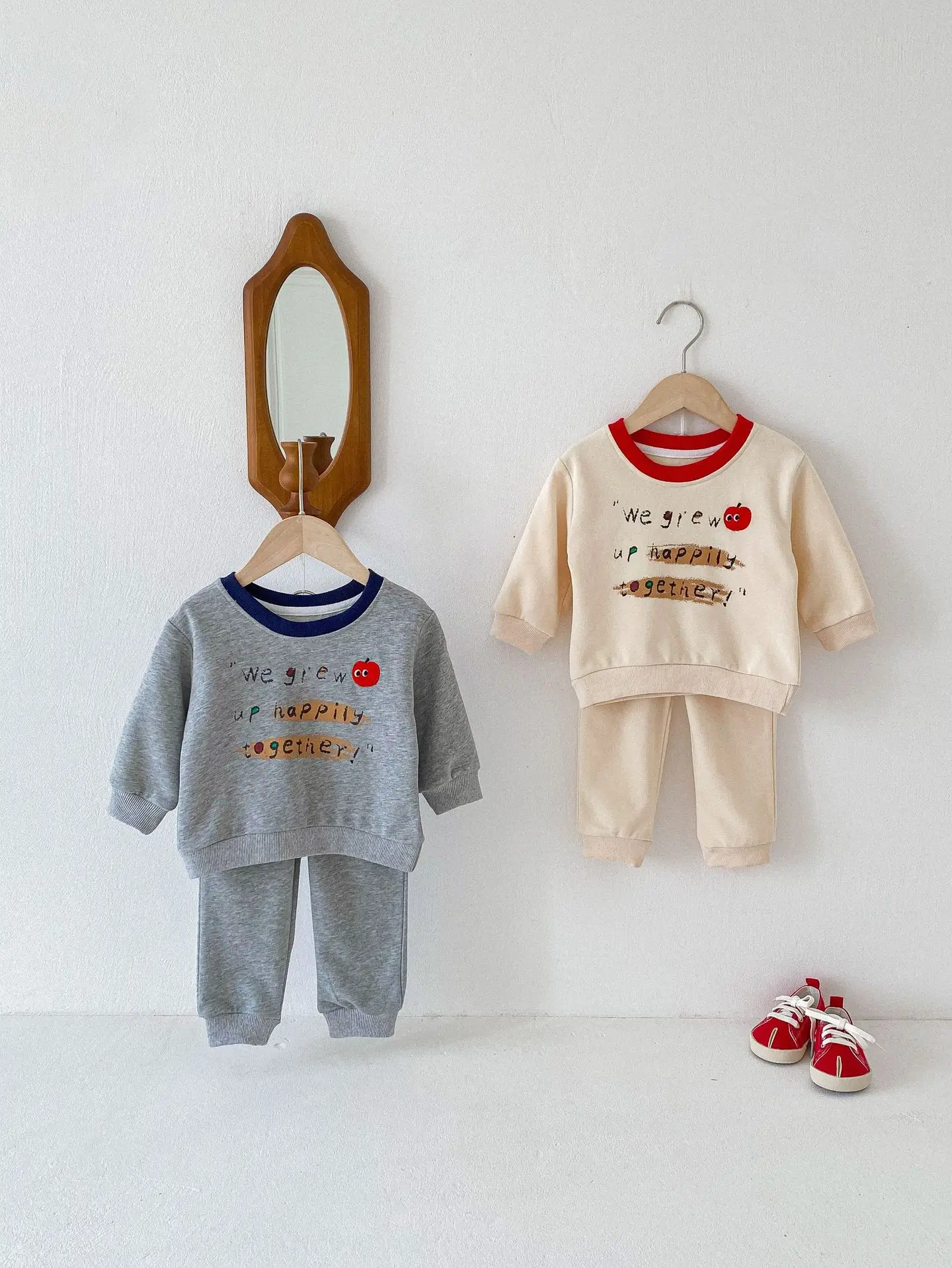 

2024 Autumn New Baby Long Sleeve Clothes Set Infant Boy Girl Versatile Letter Sweatshirt + Casual Pants Suit Toddler Outfits