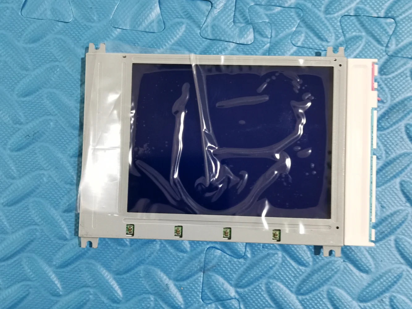 

100% original CLM32018TR LCD display screen