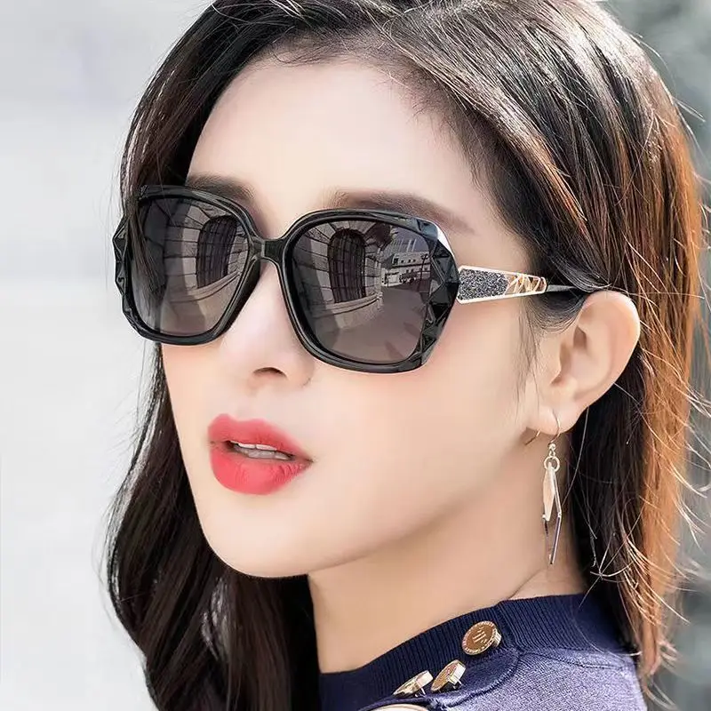 Mo Han Brand Star Internet Celebrity Same Type Fashion Polarized Sunglasses Female to Make round Face Thin-Looked UV Protection