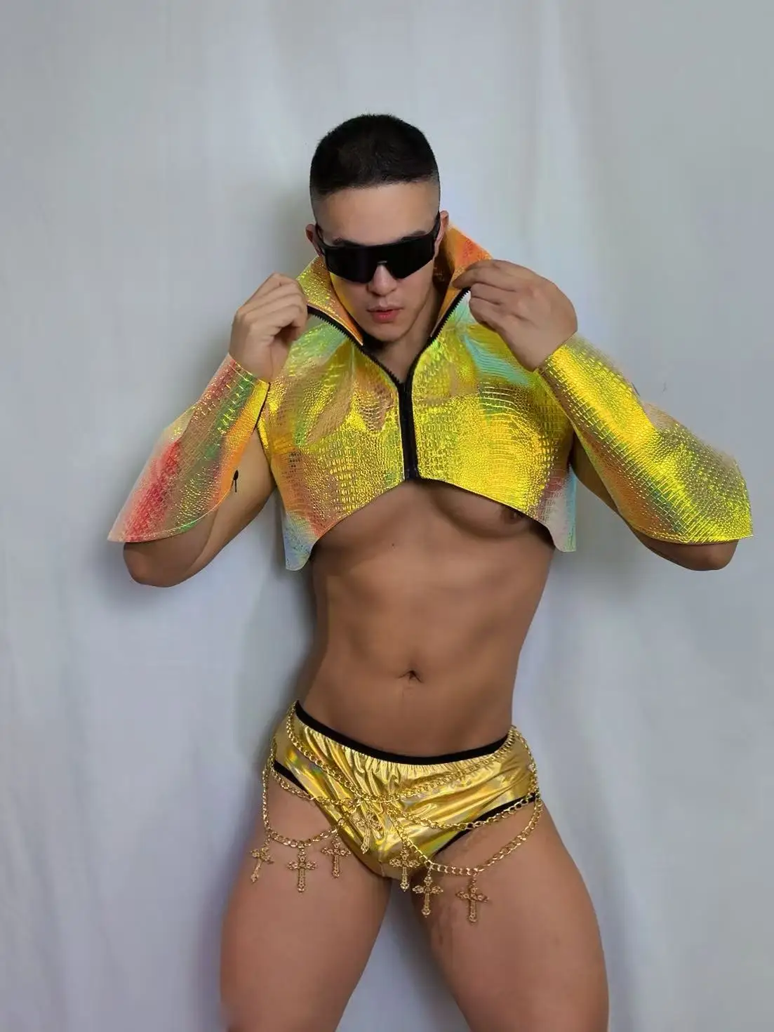 Sexy boate bar dj gogo dançarino palco traje armadura de ouro shorts correntes cintura rave outfit equipe festa mostrar desempenho roupas