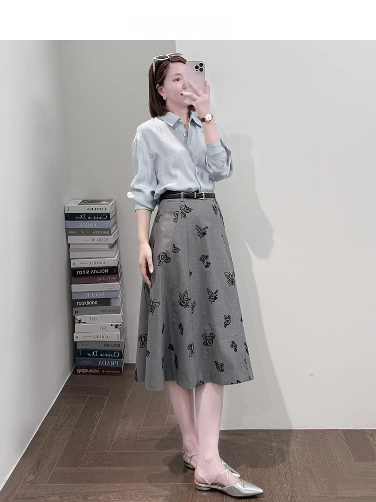 

Удобная ацетатная ткань с эффектом драпировки, легко надевается и снимается, модная, облегающая, глянцевая, весна 2025