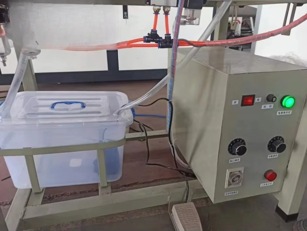 Semi-Automatic Pneumatic Plastic Bag Film Beverage Sealing Machine Cold/Heat Sealing Bearing Core Cartons 1 Year Warranty view 3