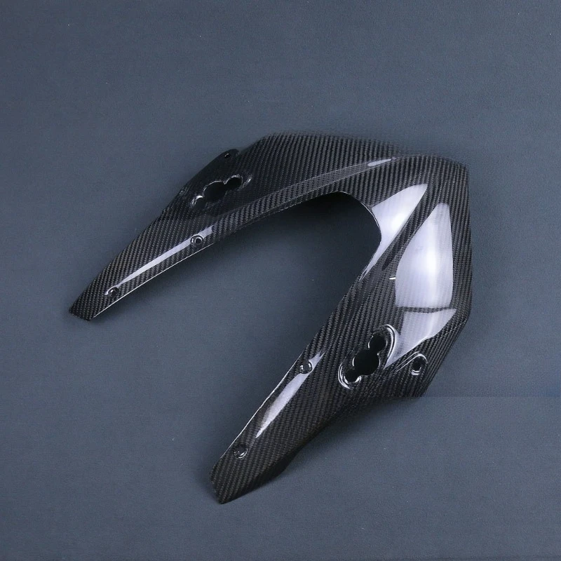 Motorcycle modification, carbon fiber front fairing upper part