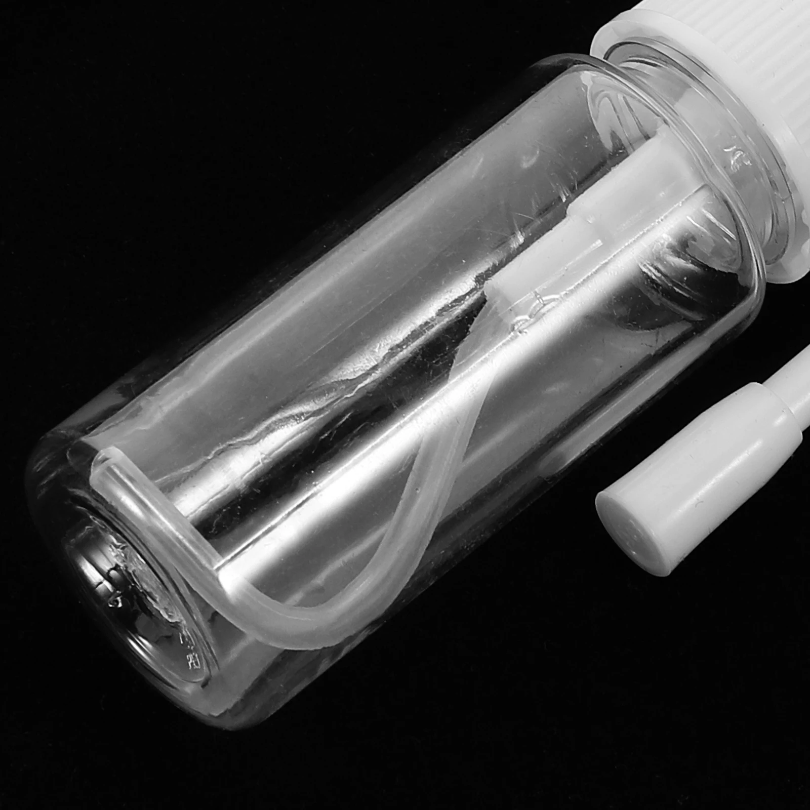 20Pcs Mini Nasal Spray Bottle Transparent Refillable Fine Mist Mister for on-The-Go Use 15Ml Nasal Spray Bottles