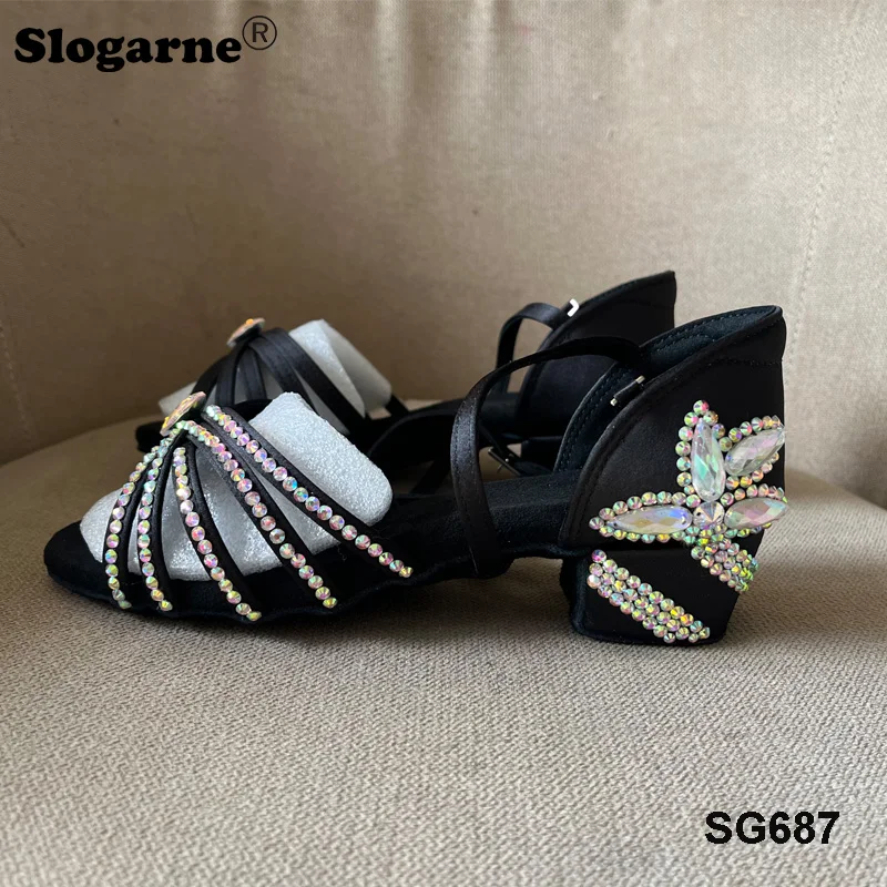 

Детская обувь для латинских танцев со стразами, женская атласная домашняя обувь для сальсы на низком каблуке 3 см, детские современные сандалии для джазового вальса