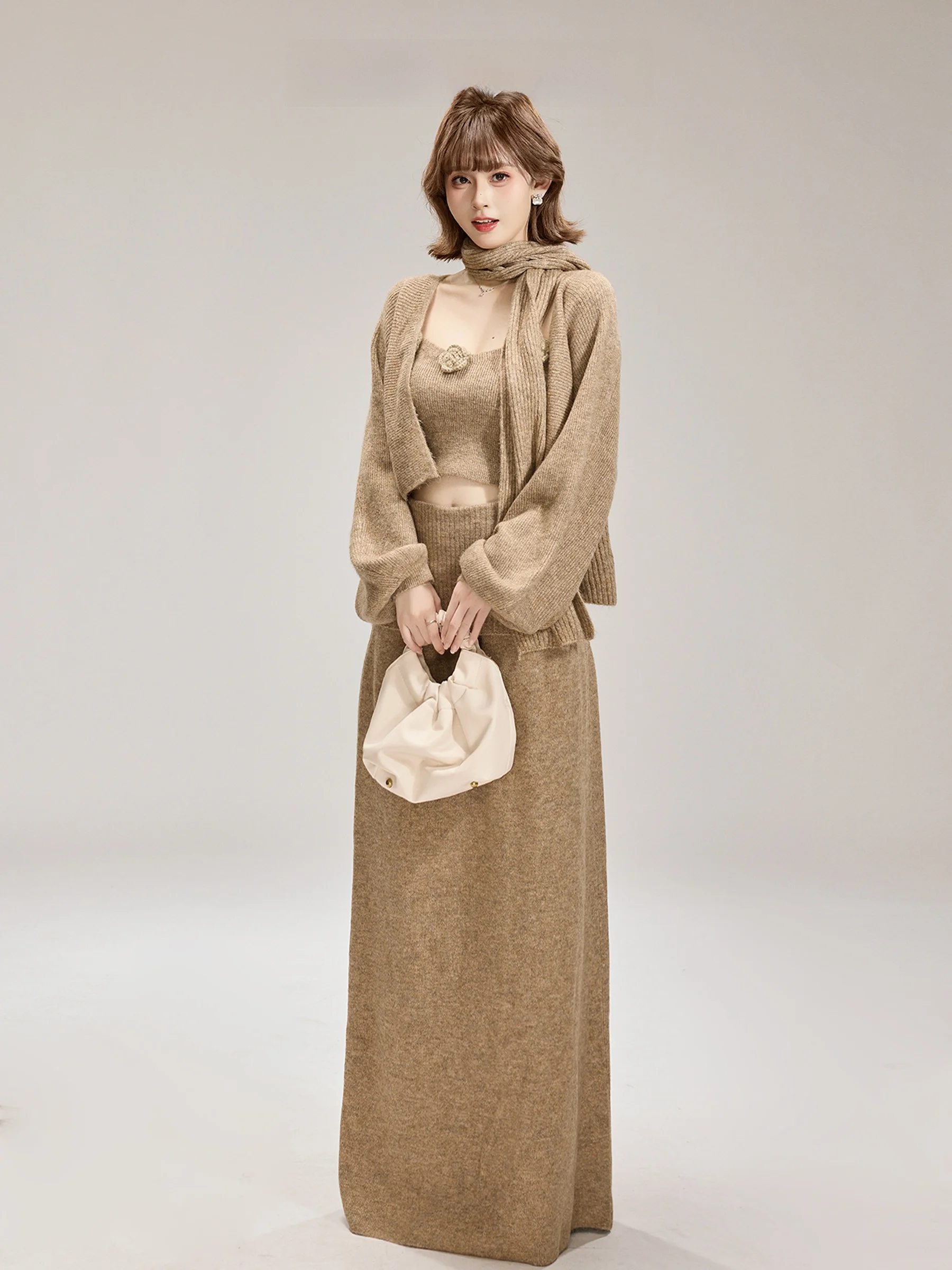 

Ele вязаный свитер, комплект Dr, женский осенне-зимний шарф, кардиган на бретельках, пальто, длинная юбка, высококачественный комплект из четырех предметов Faion