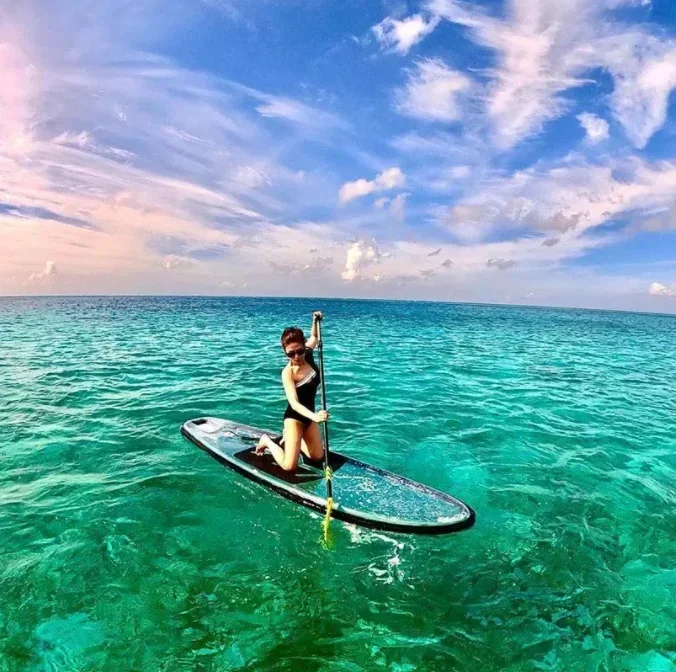 تخفيض السعر الضخم، لوح مجداف ركوب الأمواج الشفاف الشفاف، لوح ركوب الأمواج للصيد، شفاف من خلال البحيرة