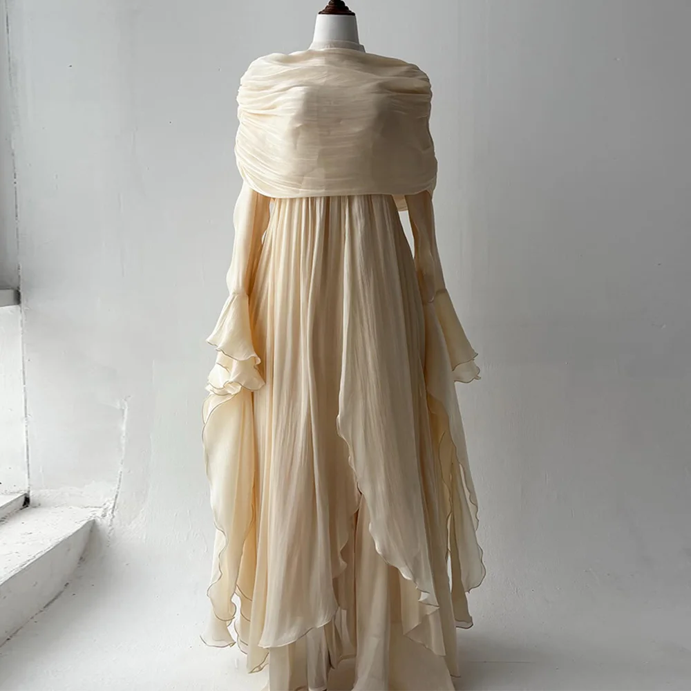 

Crew Neck Long Sleeves Flare Sleeve Evening Dress Customized Elegant A-Line Party Dress Zipper Back Special Occasion Gowns