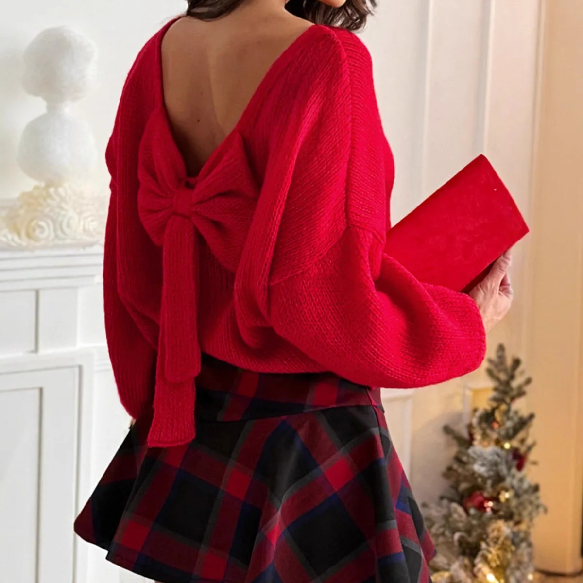 

Christmas Sweater Women's Red Backless Bow Knit Sweater Bubble Sleeve Fashion Chic Christmas Pullovers Green Black