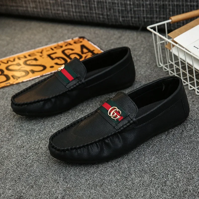 Sepatu pantofel pria kulit PU sepatu kasual pria modis penjualan laris sepatu flat pria 2024 sepatu santai pria sepatu Chaussure Hommes