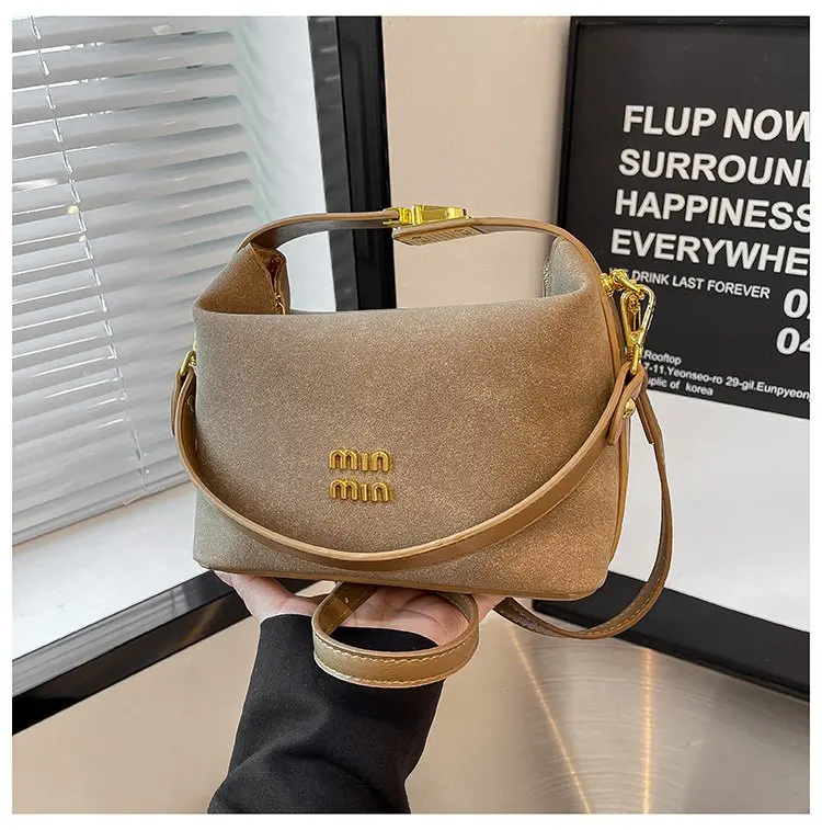 ‌ 2025 Borsa quadrata piccola alla moda: borsa con texture con tracolla regolabile, elegante borsa a tracolla per sera e settimana, stile straniero ‌