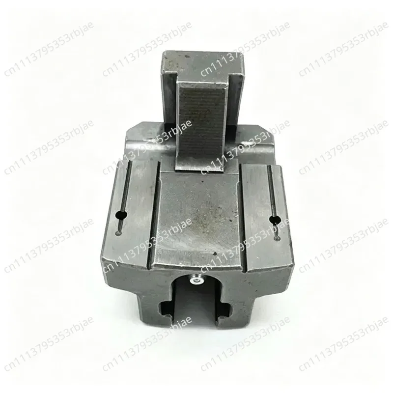 For Universal Hydraulic Chuck Base Claw Middle Air Solid Chuck Bottom Claw Sliding Seat Hydraulic Chuck Main Claw