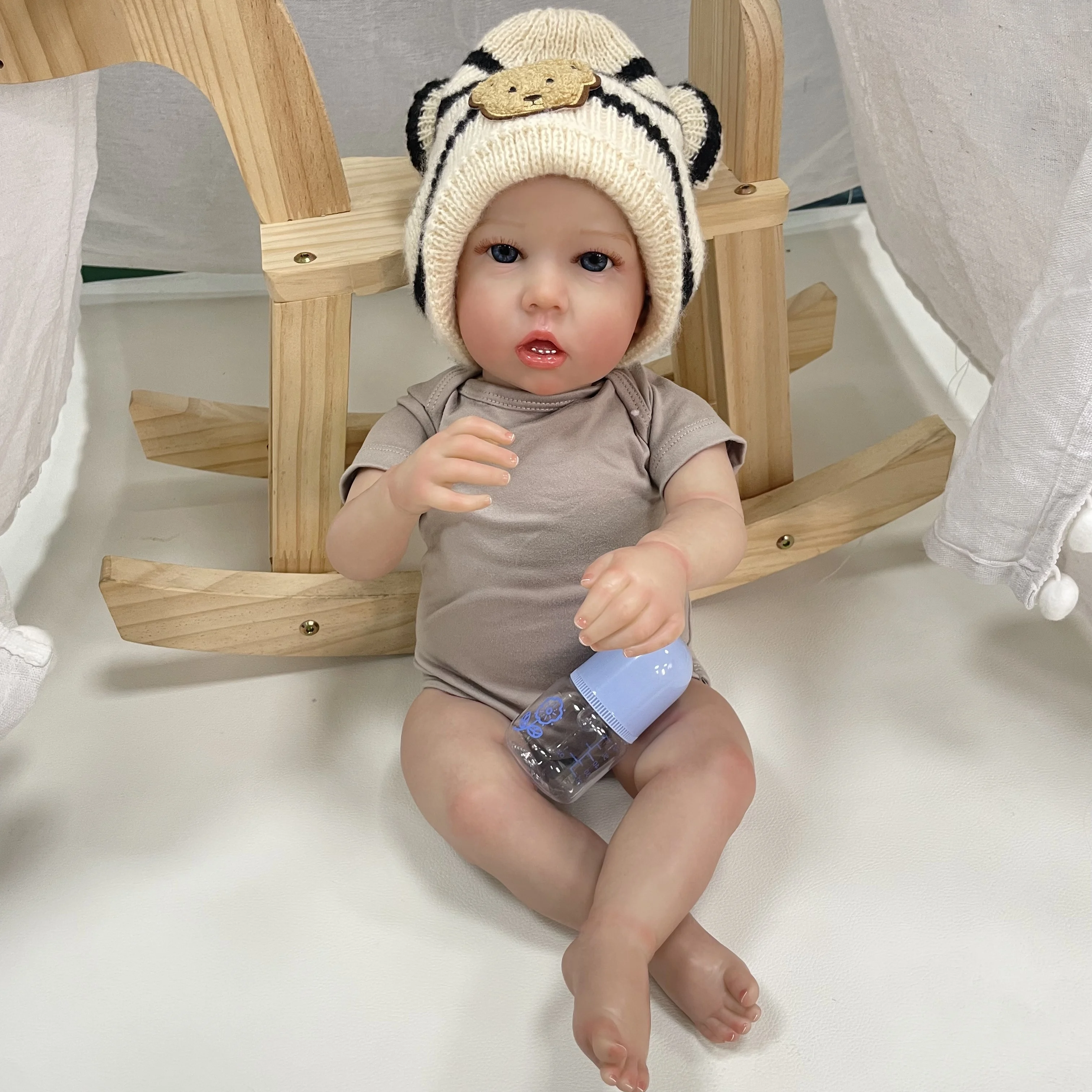 

58CM/23inch Cokela Factory Wholesale Realistic Baby Reborn Doll Lifelike Silicone Reborn Dolls
