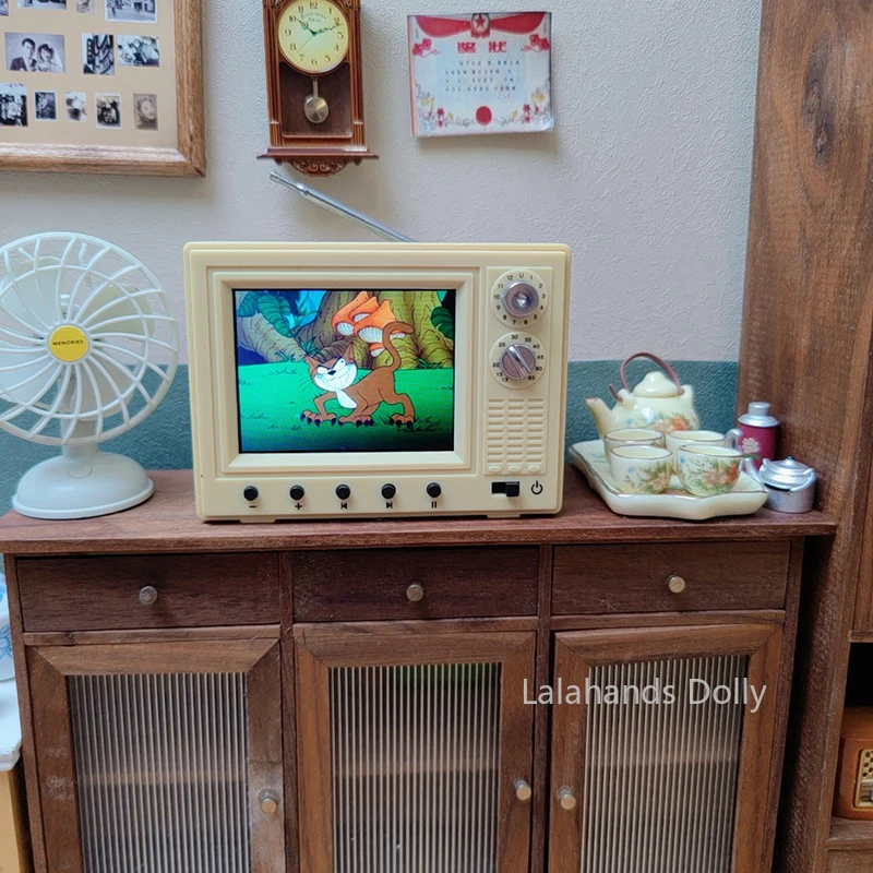 Dollhouse New Second generation Retro Mini TV Can Be Played Cartoon Toy Miniature Television Toys Furniture Playable Video