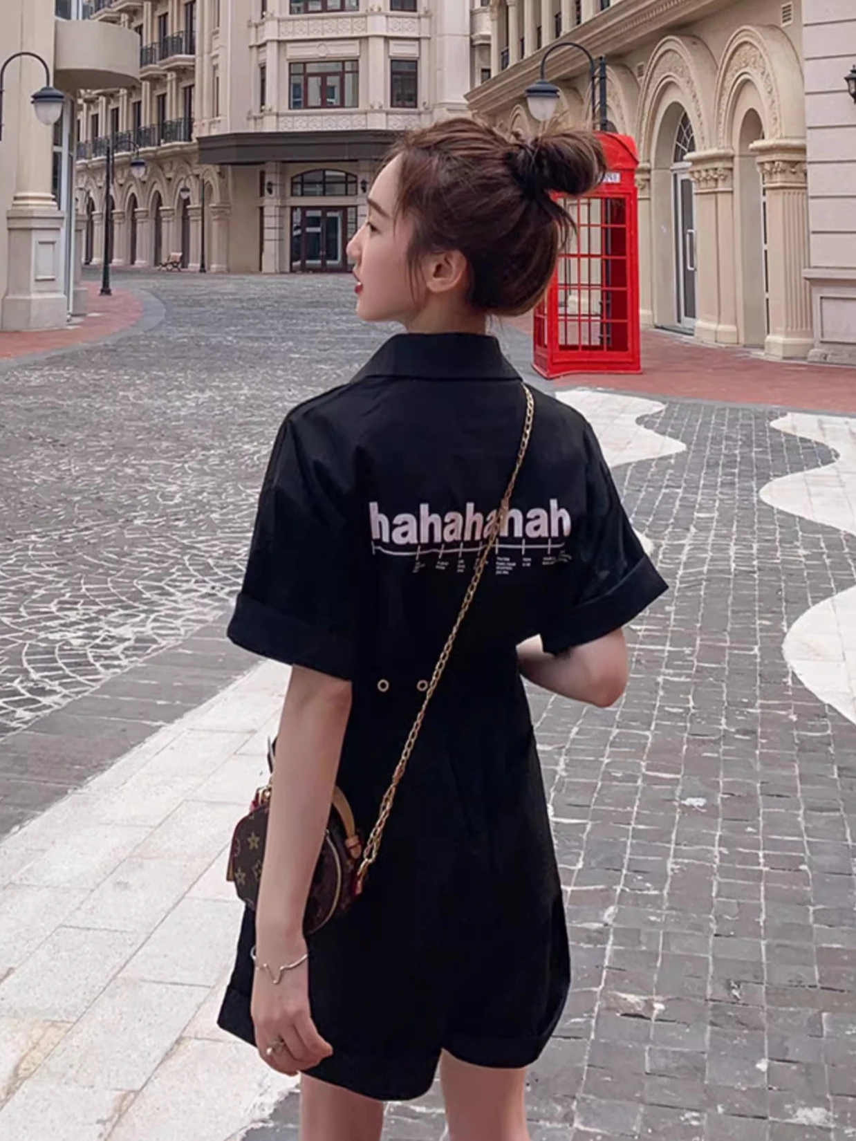 Tuta da donna estiva nuova Tuta da pendolarismo ampia con colletto polo Abbigliamento da lavoro Pantaloncini con lacci