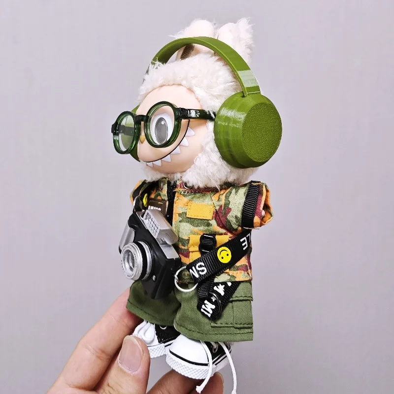 Kombinezon LABUBU w kamuflażu dla lalek Gen 1-2-3 |   Odłączana konstrukcja z wieloma kieszeniami |   Strój do pozycji stojącej/siedzącej |   Odzież kolekcjonerska