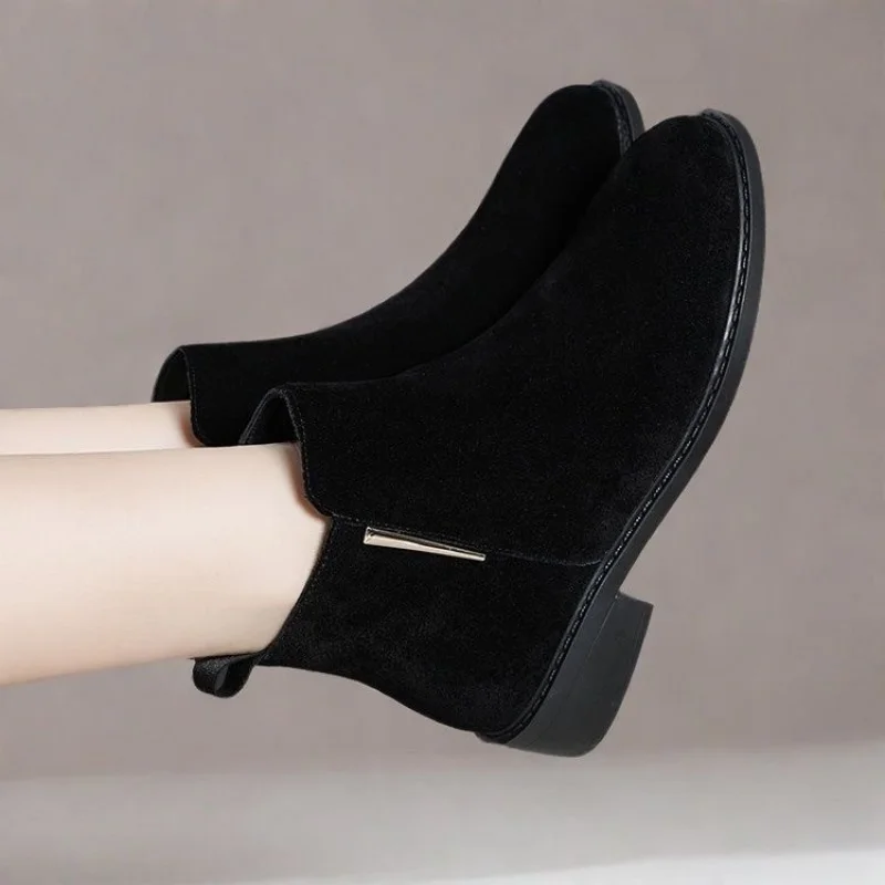 

Autumn Winter New Mid-Heel Chunky Heel Suede British Style Chelsea Slim Boots for Women with Fleece Lining Short Boots