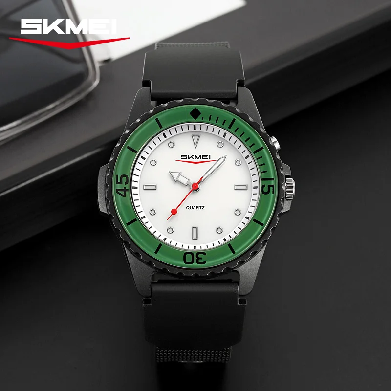 SKMEI 2433 Light Watch reloj New Simple Outdoor Quartz Watch for Male and Female Students Sports Waterproof Watch Creative Night