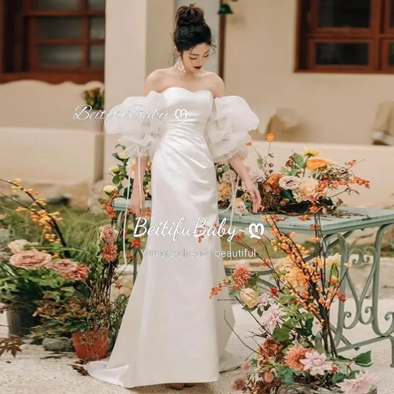 

BeitifuBaby French Style Wedding Dresses for Women Elegant Strapless Lace-up Mermaid Gown with Long Lace Sleeves Bridal Dress