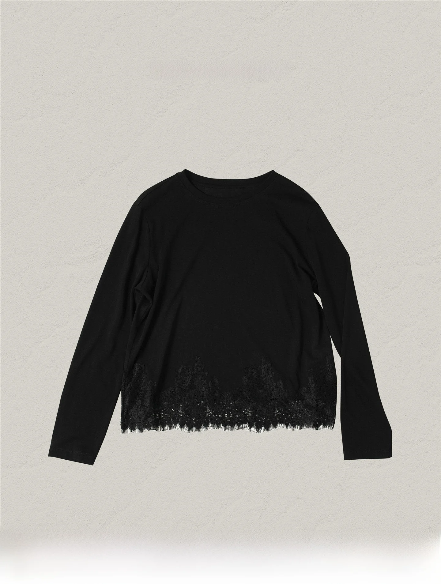 

Универсальная футболка с круглым вырезом и длинными рукавами, кружевная, повседневная, летняя, новый стиль, двухцветный дизайн, женская модная одежда во французском стиле, хлопок B...