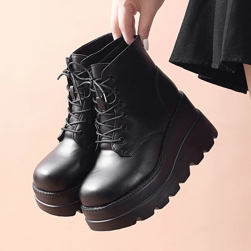 2024 latest sloping heel height increasing casual women's shoes with sponge sole and British style short tube boots for women