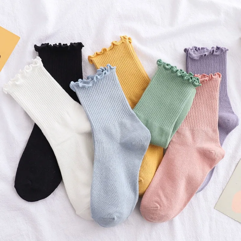 

Elastic Soft Socks for Women, Breathable Middle Tube Ankle Socks, Suitable for All Seasons, Traveling, Home, Camping, 1 Pair