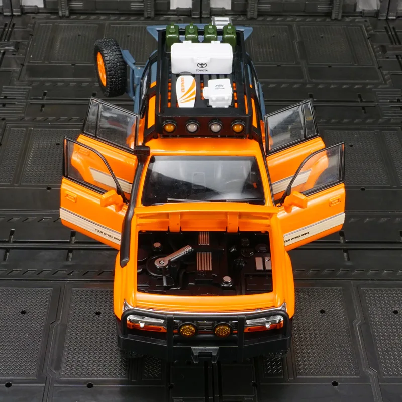 Modelo de vehículo todoterreno de aleación Toyota Land Cruiser LC80 1:24 con puertas de sonido y luz y capó del motor, el maletero se puede abrir