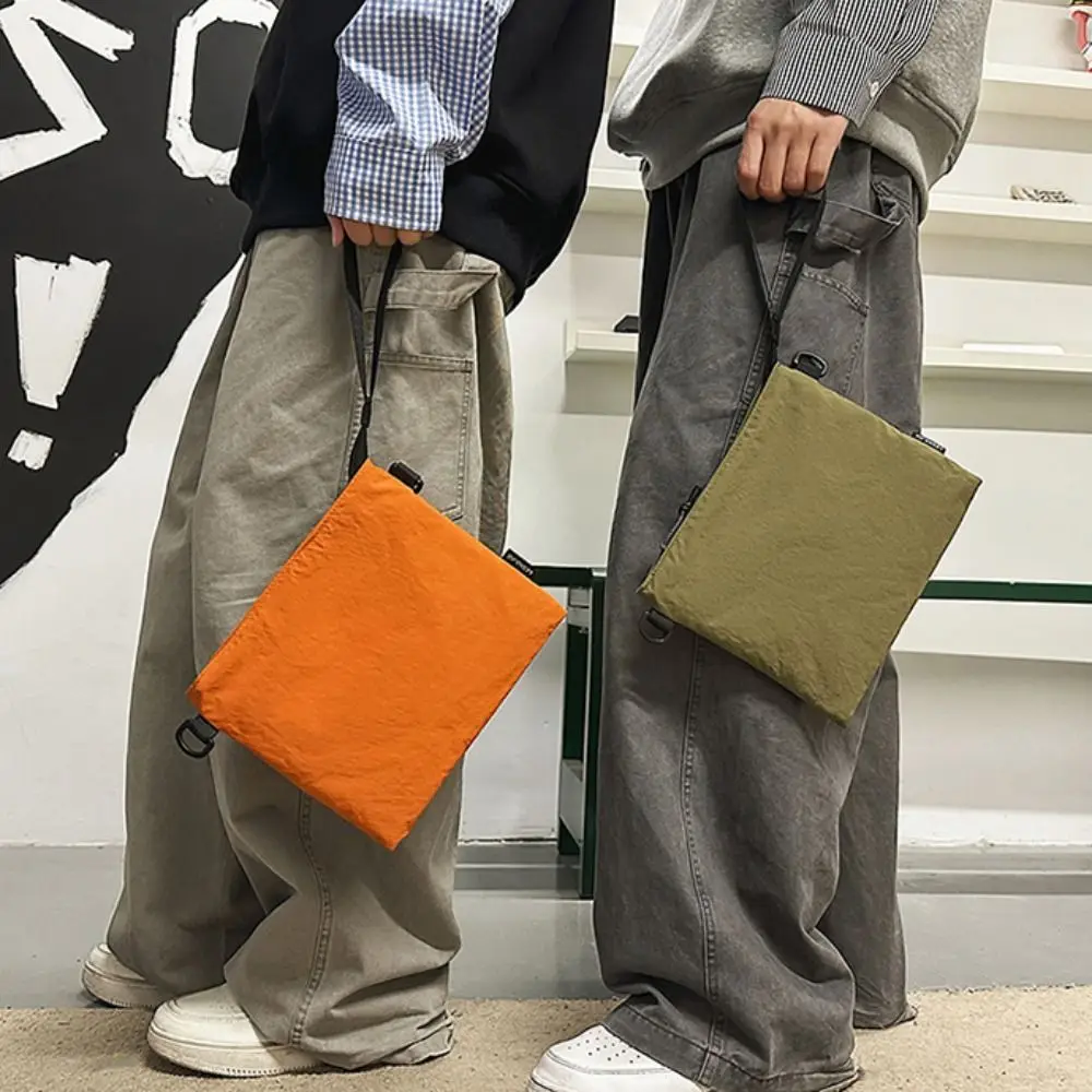 

Simple Causal Nylon Small Crossbody Bag Japanese Style Lightweight Sports Shoulder Bag Leisure Solid Color Messenger Bag Travel