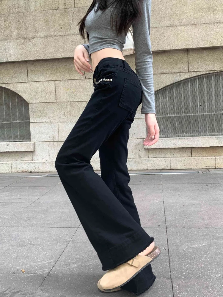 2025 Ropa Y2K Mode Schwarz Niet Design Schlank Low Rise frauen Ausgestellte Jeans Hosen Für Frau Kleidung Luxus Baumwolle lange Hosen