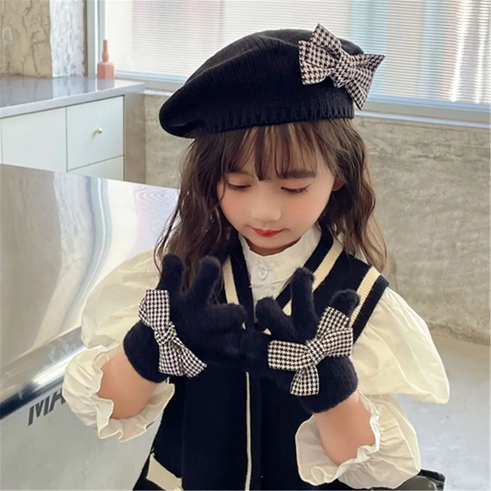 Kid Cute Solid Color Knit Hat Woolen Painter Hat Warm Hat Bow Children's Gloves Children's Caps Girl Beret