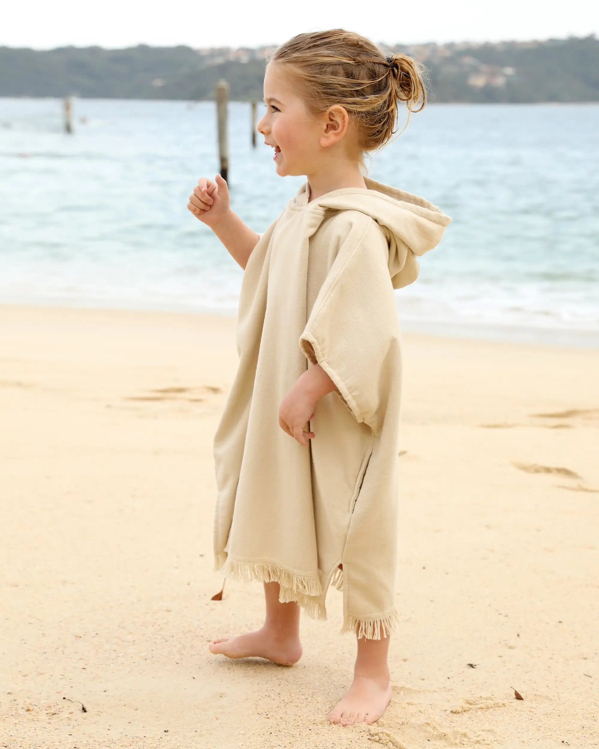 Hot Selling Comfortable Small Size Towel Poncho Surfer Poncho Kids Poncho Towel