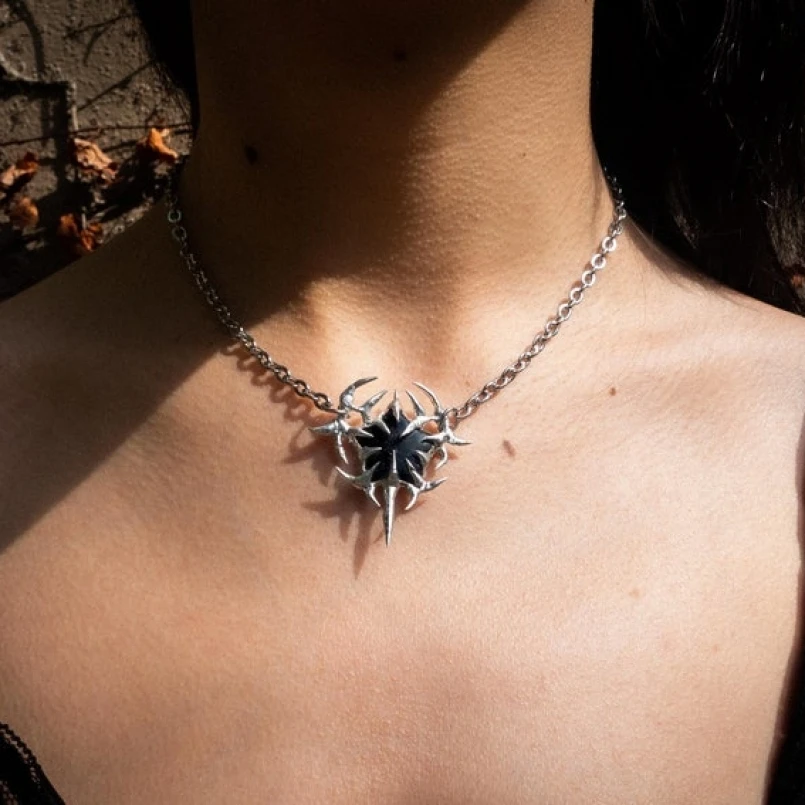 Brutalist Y2k Handmade Necklace Semi-precious Stone Obsidian Bubble Claw Organic Claws Pentagram Spiky Thorns Star Jewelry