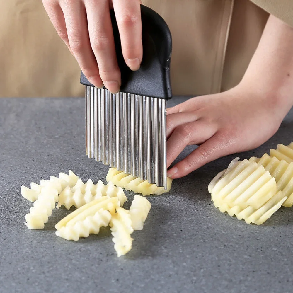 Stainless Steel Potato Chip Slicer Dough Vegetable Fruit Crinkle Wavy Kitchen Knife Cutter Chopper French Fry Maker Tools Gadget