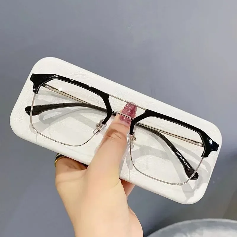 Black Business Square Frame Myopia Glasses Men Women Vintage Ultra Light Metal Frame Glasses Anti-blue Light Eyeglasses -50~-300