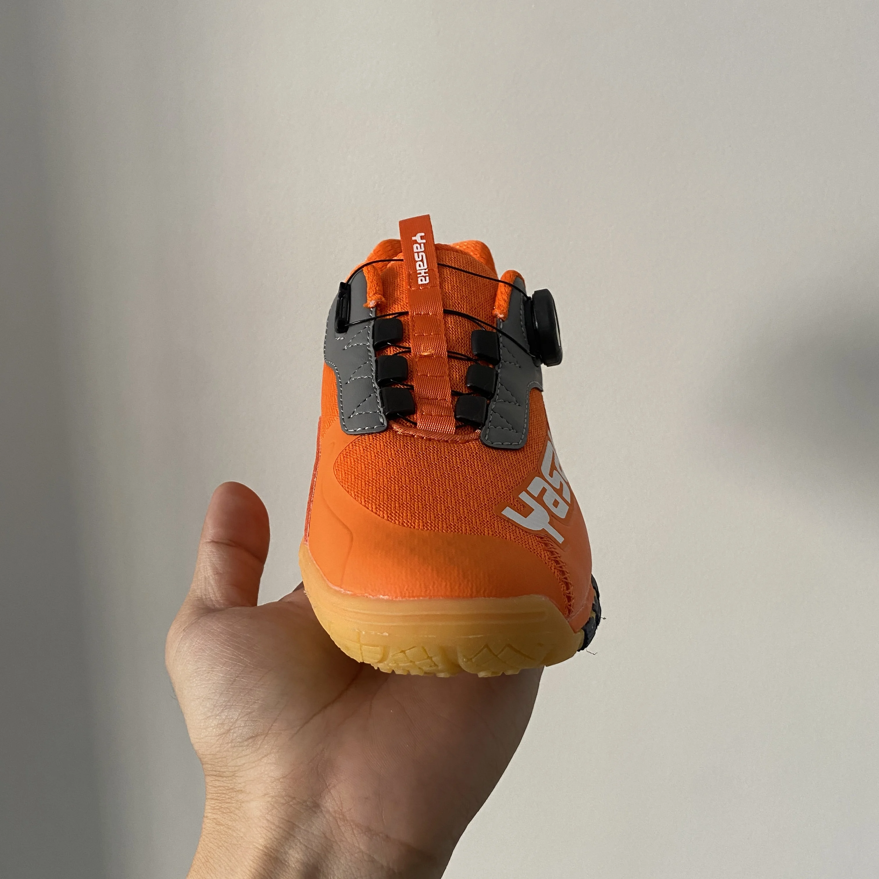 

Professional New Badminton Shoes Tennis Shoes Training Volleyball Indoor Outdoor Men Women Breathable Sports Very Good