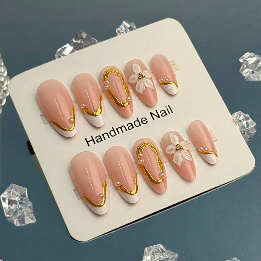 

24 шт. накладных ногтей Spring Almond French Lily, многоразовые, для ежедневного использования, в европейско-американском стиле.