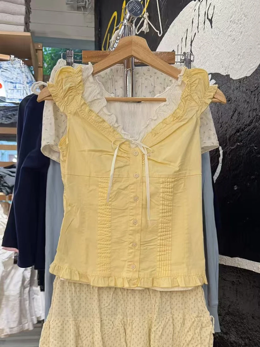T-shirt chemisier plissé jaune pour femmes, col en V à volants, simple boutonnage, manches bouffantes, chemises décontractées simples et douces, été