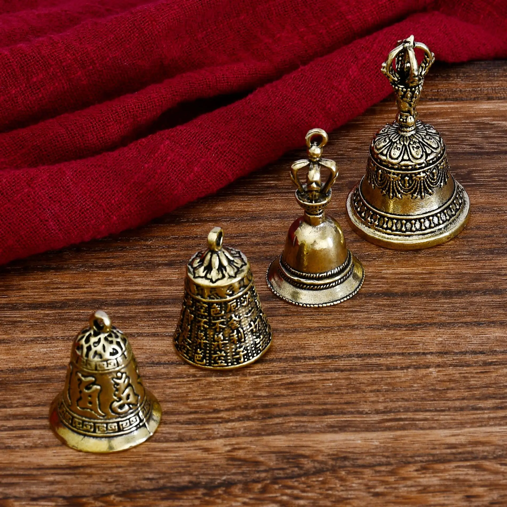 Brass Handicraft Die-casting Drop Bell Key Car Button Wind Bell Tibetan Bronze Bell Creative Gift Home Decoration Accessories