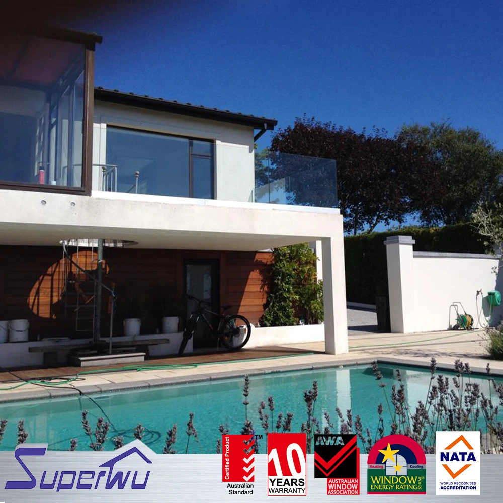 التخصيص الحديثة U قناة الزجاج درابزين السلامة الزجاجية الدرابزين شرفة الدرابزين للفيلا الكبيرة