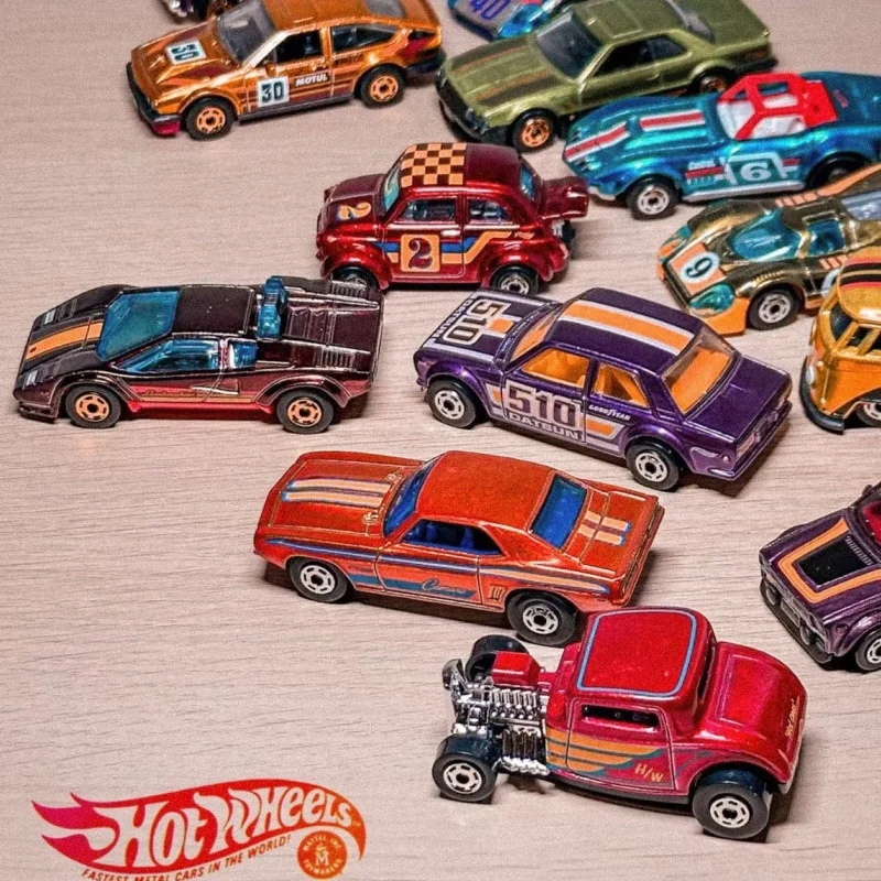 Hot Wheels The Hot Ones Mix 2 Volkswagen Alfa Romeo Ford BMW Lamborghini Toyota Camaro Honda 1:64 Coche de Juguete de Aleación Fundida a Presión