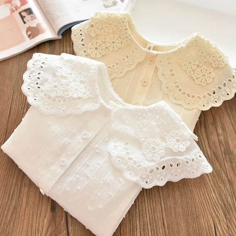 Kids Girls Lace Stithing Blouse Shirts 2025 New Children Autumn Cotton Cardigan Teenage Hollow Out Peter Pan Collar Undershirts