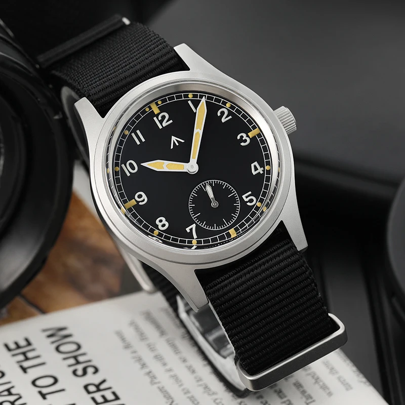 Militado V2 バージョン軍事 D12 腕時計 36 ミリメートル AR