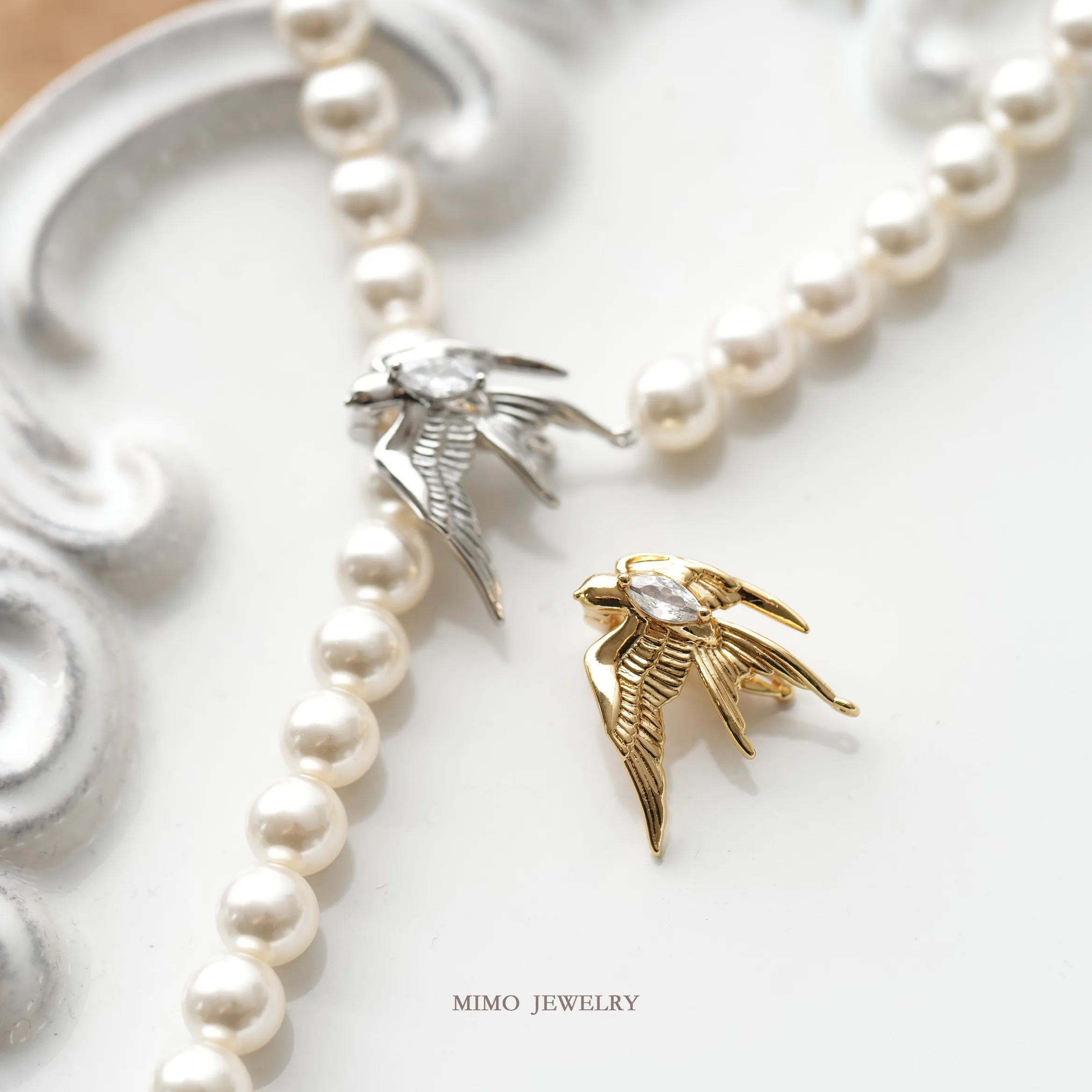 Exquisite Three-dimensional Swallow Universal Buckle Charms Pendant Supplies DIY Hand Brass Gold Plated Accessories 23.5*25mm - view 2